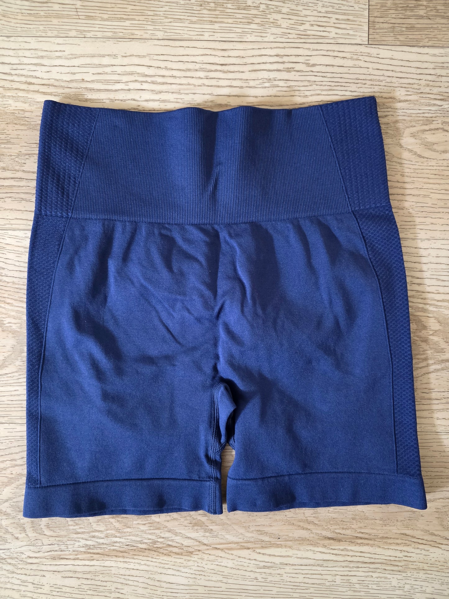 Booty Sculpt Biker Shorts-Ribbed